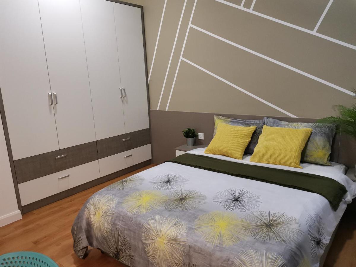 Hijau Geniehome 2Br1Studio Free 99Mbps Wifi And Carpark At Utropolis Shah Alam Ngoại thất bức ảnh