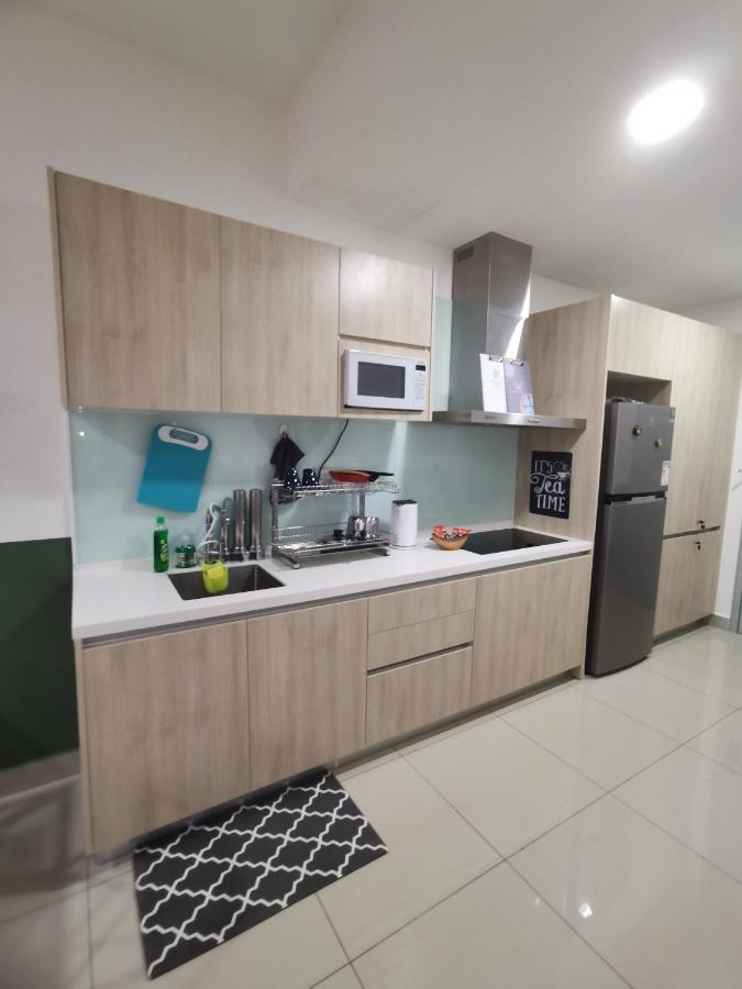 Hijau Geniehome 2Br1Studio Free 99Mbps Wifi And Carpark At Utropolis Shah Alam Ngoại thất bức ảnh